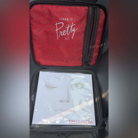 Mirabella Makeup Set - Picture 3 of 3